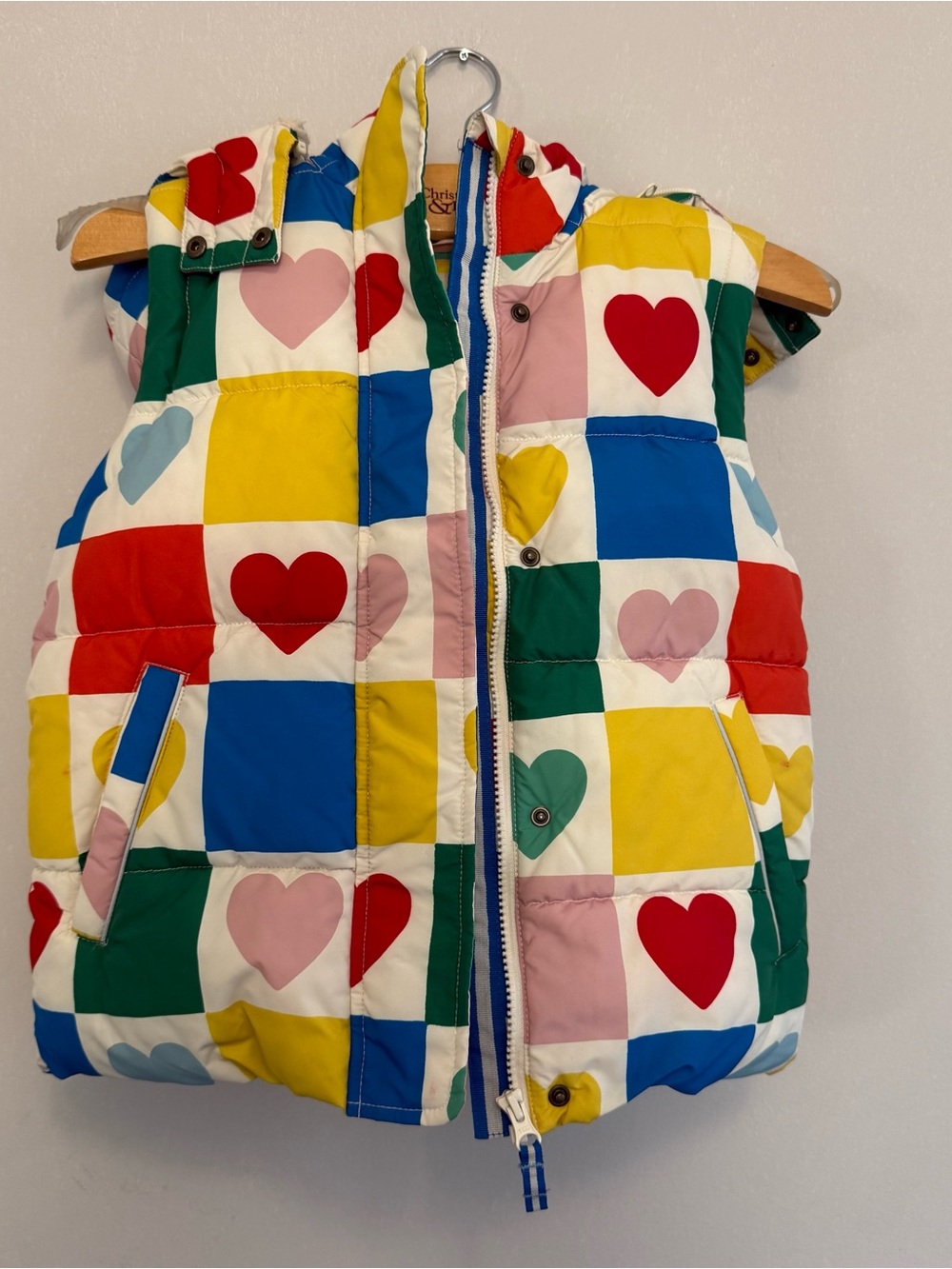 Cute Boden Girls Multicolor Heart Patchwork Hooded Puffer Vest little girl